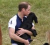 Le prince William et son fidèle toutou, Lupo, le 17 juin 2012.