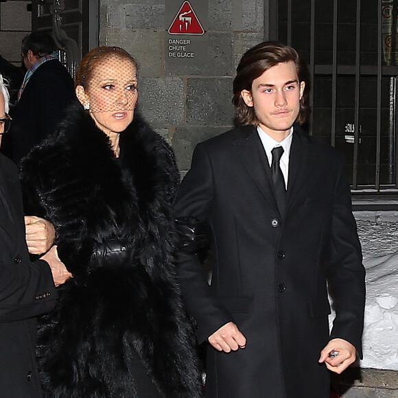 Céline Dion avec son frère Michel et son fils René-Charles Angélil - La famille de René Angélil sort de la Basilique Notre-Dame de Montréal où tous les anonymes sont venus se recueillir en sa mémoire et présenter leurs condoléances à Céline Dion, la veille de ses funérailles, le 21 janvier 2016. 