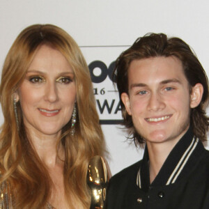 Céline Dion et son fils René Charles Angélil au press room de la soirée Billboard Music Awards à T-Mobile Arena à Las Vegas, le 22 mai 2016 