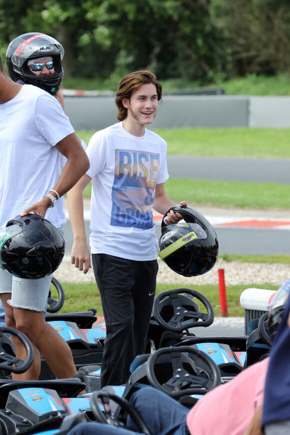 René Charles Angélil, le fils de Céline Dion, passe l'après-midi à faire des courses de Karting à Boissy-l'Aillerie près de Cergy Pontoise le 22 juin 2016.