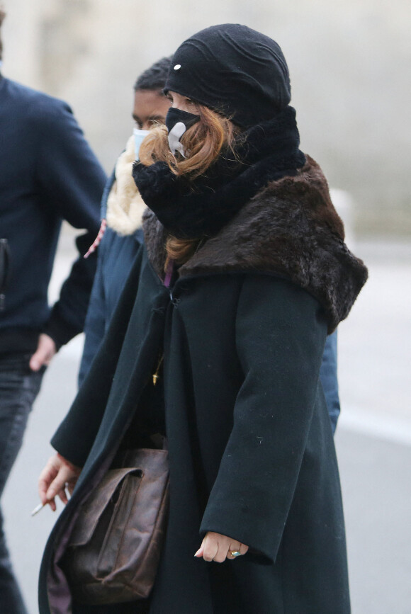 Agnès Jaoui - Obsèques de Jean-Pierre Bacri au crématorium du cimetière du Père Lachaise à Paris le 26 janvier 2021. © Panoramic / Bestimage