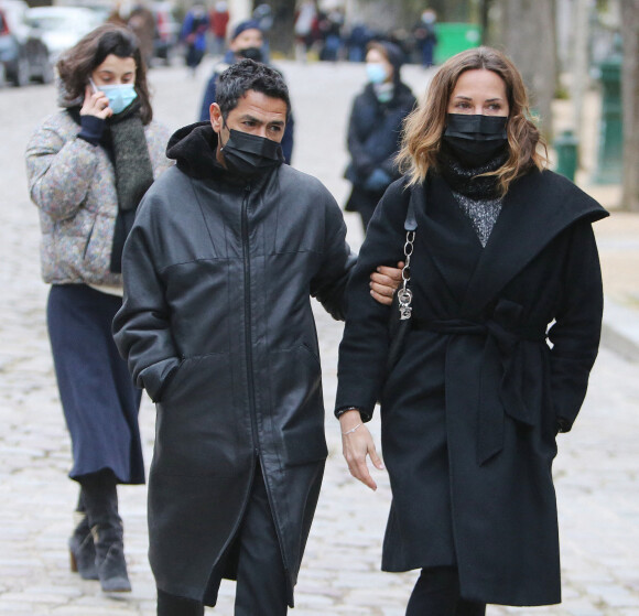 Jamel Debbouze et Melissa Theuriau - Obsèques de Jean-Pierre Bacri au crématorium du cimetière du Père Lachaise à Paris le 26 janvier 2021. © Panoramic / Bestimage