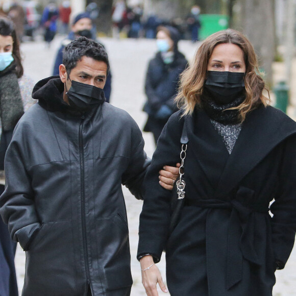 Jamel Debbouze et Melissa Theuriau - Obsèques de Jean-Pierre Bacri au crématorium du cimetière du Père Lachaise à Paris le 26 janvier 2021. © Panoramic / Bestimage