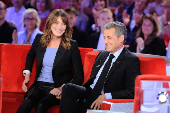 Exclusif - Carla Bruni-Sarkozy et Nicolas Sarkozy - Enregistrement de l'émission "Vivement Dimanche" à Paris © Guillaume Gaffiot/Bestimage 
