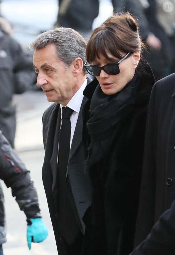 Nicolas Sarkozy, Carla Bruni-Sarkozy - Obsèques de Andrée Sarkozy (mère de N.Sarkozy), dite Dadue née Andrée Mallah, en l'église Saint-Jean-Baptiste à Neuilly-Sur-Seine. Le 18 décembre 2017 