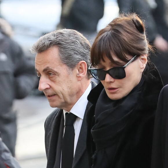 Nicolas Sarkozy, Carla Bruni-Sarkozy - Obsèques de Andrée Sarkozy (mère de N.Sarkozy), dite Dadue née Andrée Mallah, en l'église Saint-Jean-Baptiste à Neuilly-Sur-Seine. Le 18 décembre 2017 