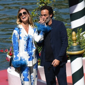 Anthony Delon et sa compagne Sveva Alvit arrivent à l'hôtel Excelsior lors de la 77e édition du festival international du film de Venise (Mostra). Le 2 septembre 2020.