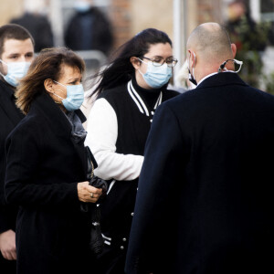 Justine Poulin, compagne de Rémy Julienne Diane, fille de Rémy Julienne - Le célèbre cascadeur Rémy Julienne, mort le 21 janvier des suites du Covid-19 à l'âge de 90 ans, est inhumé à l'Église Saint-Loup de Cepoy (Loiret), devant plus d'une centaine de personnes le 29 Janvier 2021. © JB Autissier / Panoramic / Bestimage 