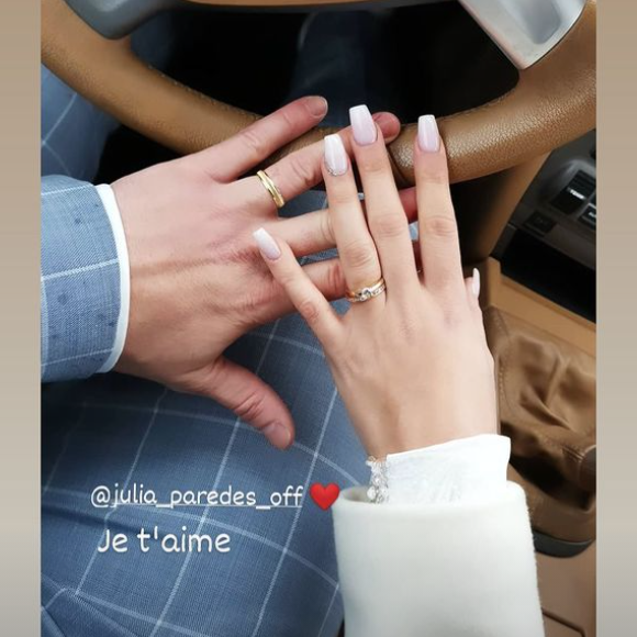 Julia Paredes et son chéri Maxime Parisi se sont mariés.