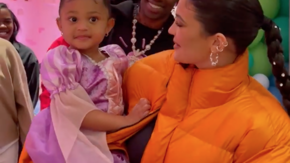 Kylie Jenner et Travis Scott : Fête d'anniversaire grandiose pour les 3 ans de leur fille Stormi