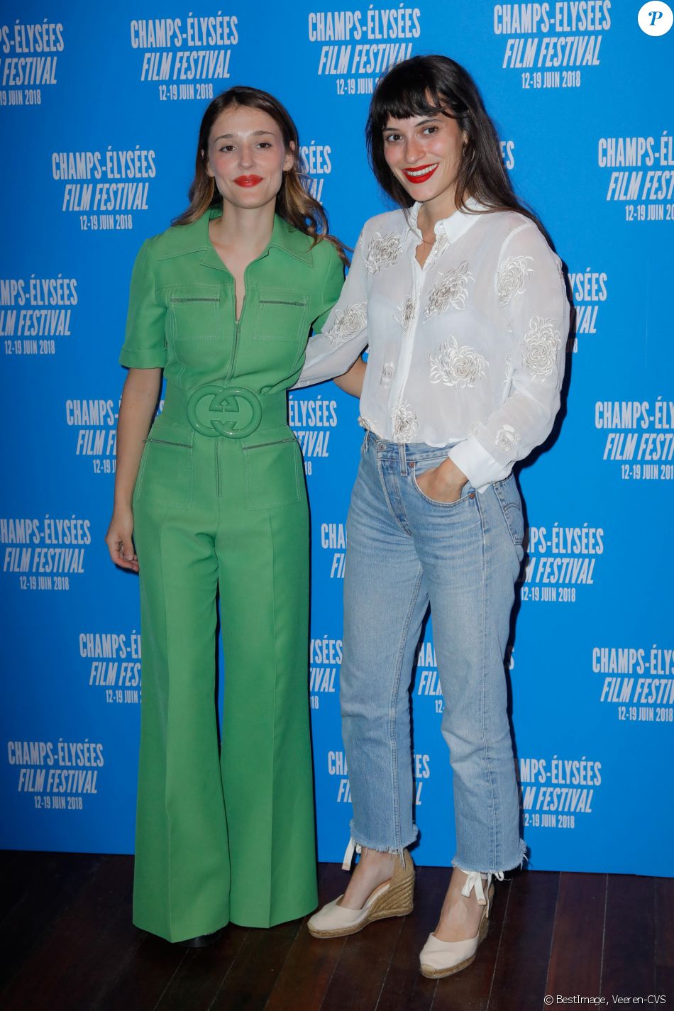 Lola Bessis, guest au photocall du film "C'est Qui Cette Fille ?" au cinéma Publicis lors de la 7ème édition du Champs-Elysées Film Festival (CEFF) à Paris, le 14 juin 2018. © Veeren-CVS/Bestimage