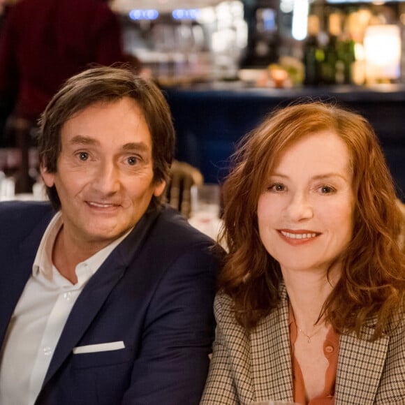 Exclusif - Pierre Palmade et Isabelle Huppert - Backstage de l'enregistrement de l'émission "Le Grand Restaurant" à Paris, qui sera diffusée le 3 février 2021 sur M6. © Jean-Philippe Baltel / Bestimage