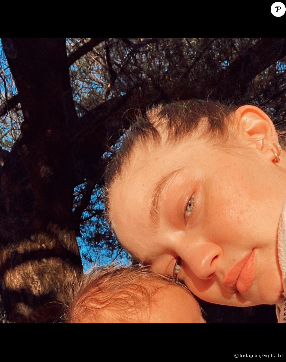 Gigi Hadid partage des photos souvenirs de sa grossesse. Décembre 2020.