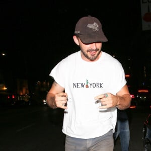 Shia LaBeouf à la sortie de la soirée d'anniversaire de Jaden Smith au restaurant "The Nice Guy" à Los Angeles, le 8 juillet 2019.