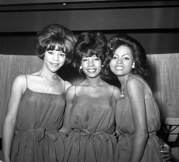 Florence Ballard, Mary Wilson et Diana Ross du groupe The Supremes, en octobre 1964.