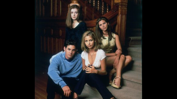 Charisma Carpenter (Buffy) dénonce le comportement abusif de Joss Whedon, Sarah Michelle Gellar intervient