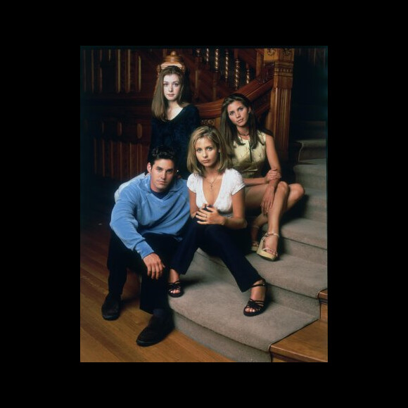 Sarah Michelle Gellar, Alyson Hannigan, Charisma Carpenter et Nicholas Brendon la série "Buffy contre les vampires".