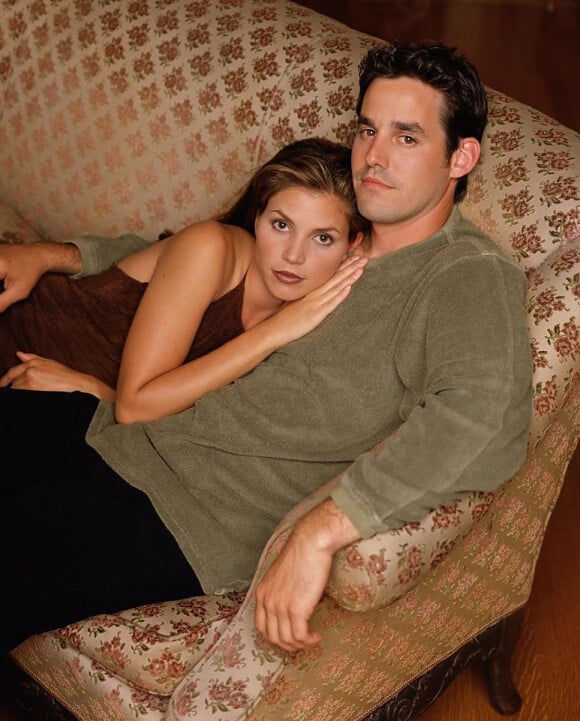 Charisma Carpenter et Nicholas Brendon dans la série "Buffy contre les vampires".