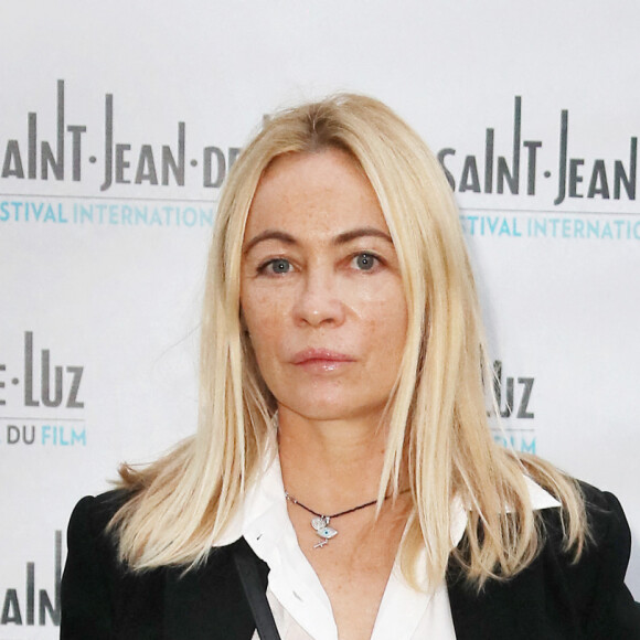 Exclusif - Emmanuelle Béart lors du photocall du film "L'étreinte" au 7ème Festival international du film de Saint-Jean-de-Luz le 9 octobre 2020. 