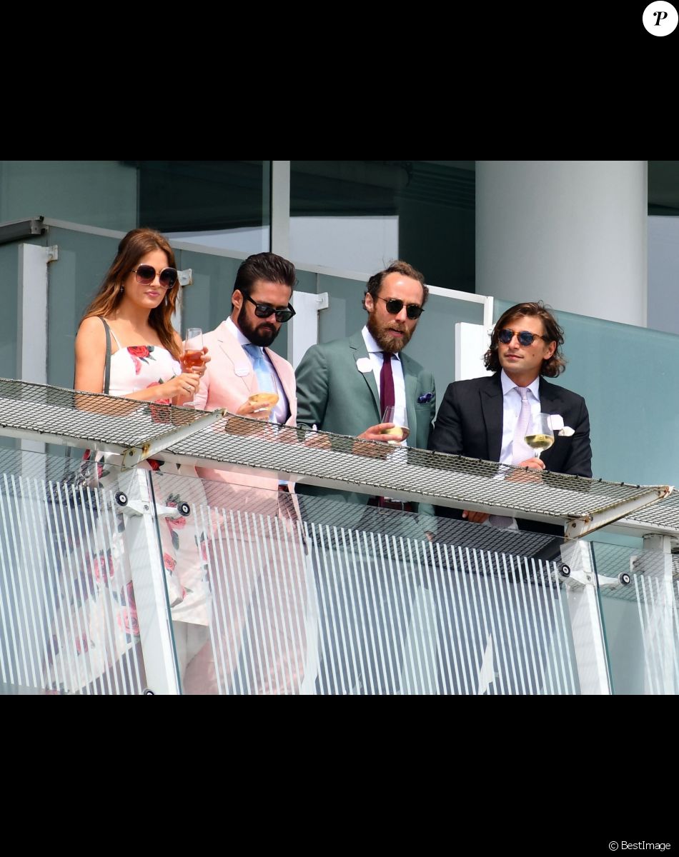 Alexandra Felstead Aka Binky avec Spencer Matthews et James Middleton - Les célébrités lors du Derby Investec d'Epsom le 1er juin 2018