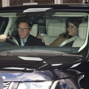 La princesse Eugénie d'York et son mari Jack Brooksbank avec leur fils quittent l'hôpital de Portland, Royaume Uni, le 12 février 2021. Photo by Splash News/ABACAPRESS.COM