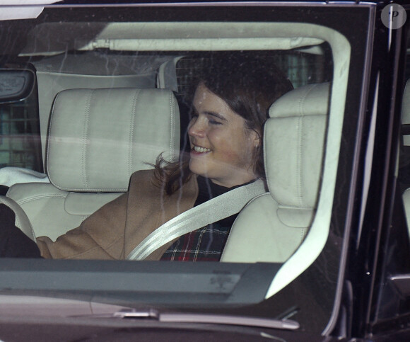 La princesse Eugénie d'York et son mari Jack Brooksbank avec leur fils quittent l'hôpital de Portland, Royaume Uni, le 12 février 2021. Photo by Splash News/ABACAPRESS.COM