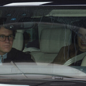 La princesse Eugénie d'York et son mari Jack Brooksbank avec leur fils quittent l'hôpital de Portland, Royaume Uni, le 12 février 2021. Photo by Splash News/ABACAPRESS.COM