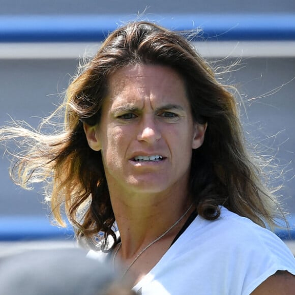 Lucas Pouille et sa coach Amélie Mauresmo - Les joueurs de tennis s'entraînent lors du tournoi US Open au sein de l'USTA National Tennis Center à New York, le 25 août 2019. © Antoine Couvercelle / Panoramic / Bestimage 