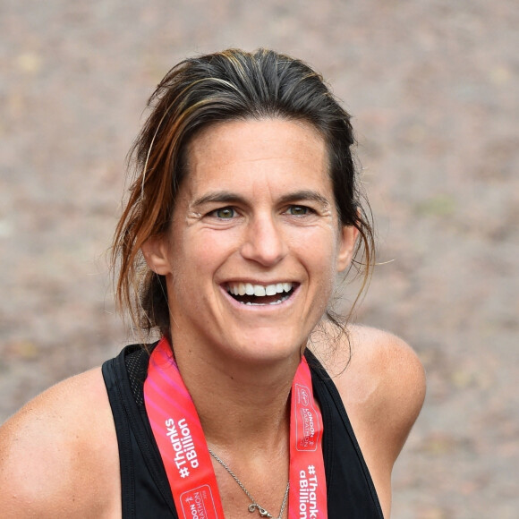 Amélie Mauresmo boucle le marathon de Londres en 3h22'45'' le 28 avril 2019. 
