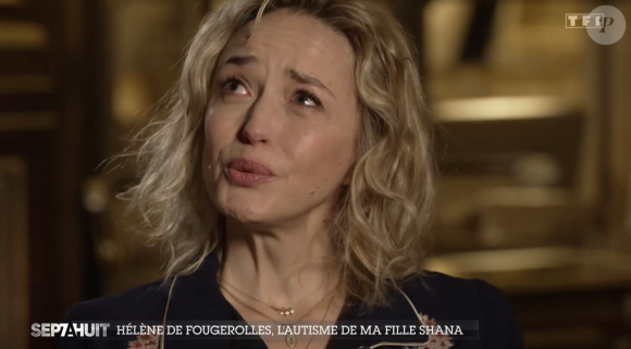 Hélène de Fougerolles en larmes en évoquant l'autisme de sa fille Shana, dans "Sept à Huit".