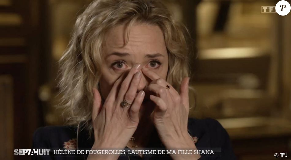 Hélène de Fougerolles en larmes en évoquant l'autisme de sa fille Shana, dans "Sept à Huit".