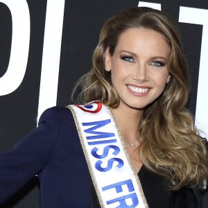 Exclusif - Amandine Petit (Miss France 2021) rencontre Jordan De Luxe sur un plateau de la chaine Non Stop People le 14 janvier 2021 © Cédric Perrin / Bestimage