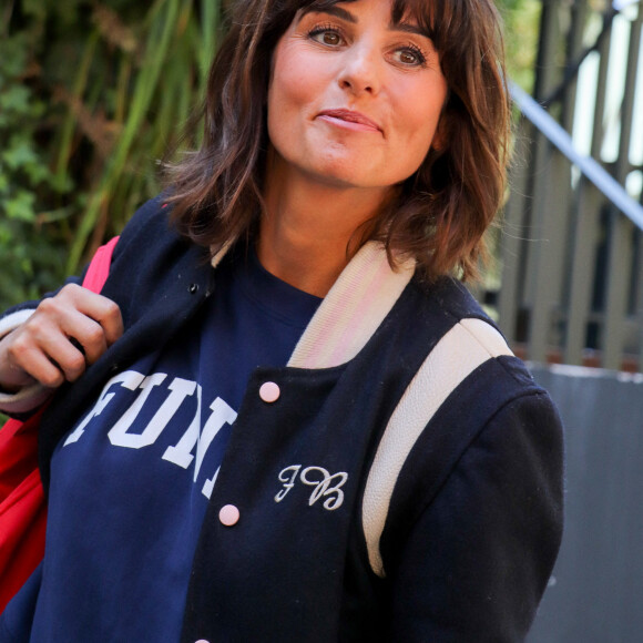 Faustine Bollaert arrive à l'enregistrement de l'émission "Vivement Dimanche Prochain" au studio Gabriel à Paris, France, le 11 septembre 2019.