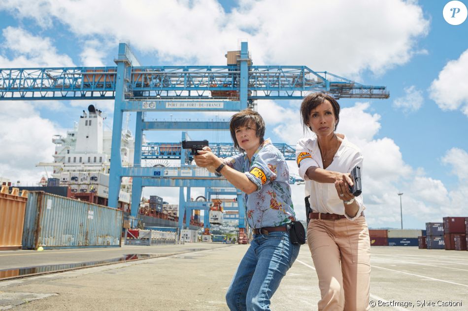 Exclusif - Sonia Rolland et Béatrice de la Boulaye sur le tournage de la saison 2 de la série "Tropiques criminels" en Martinique, qui sera diffusée à partir du 19 février 2021 sur France 2. Juillet 2020 © Sylvie Castioni / Bestimage