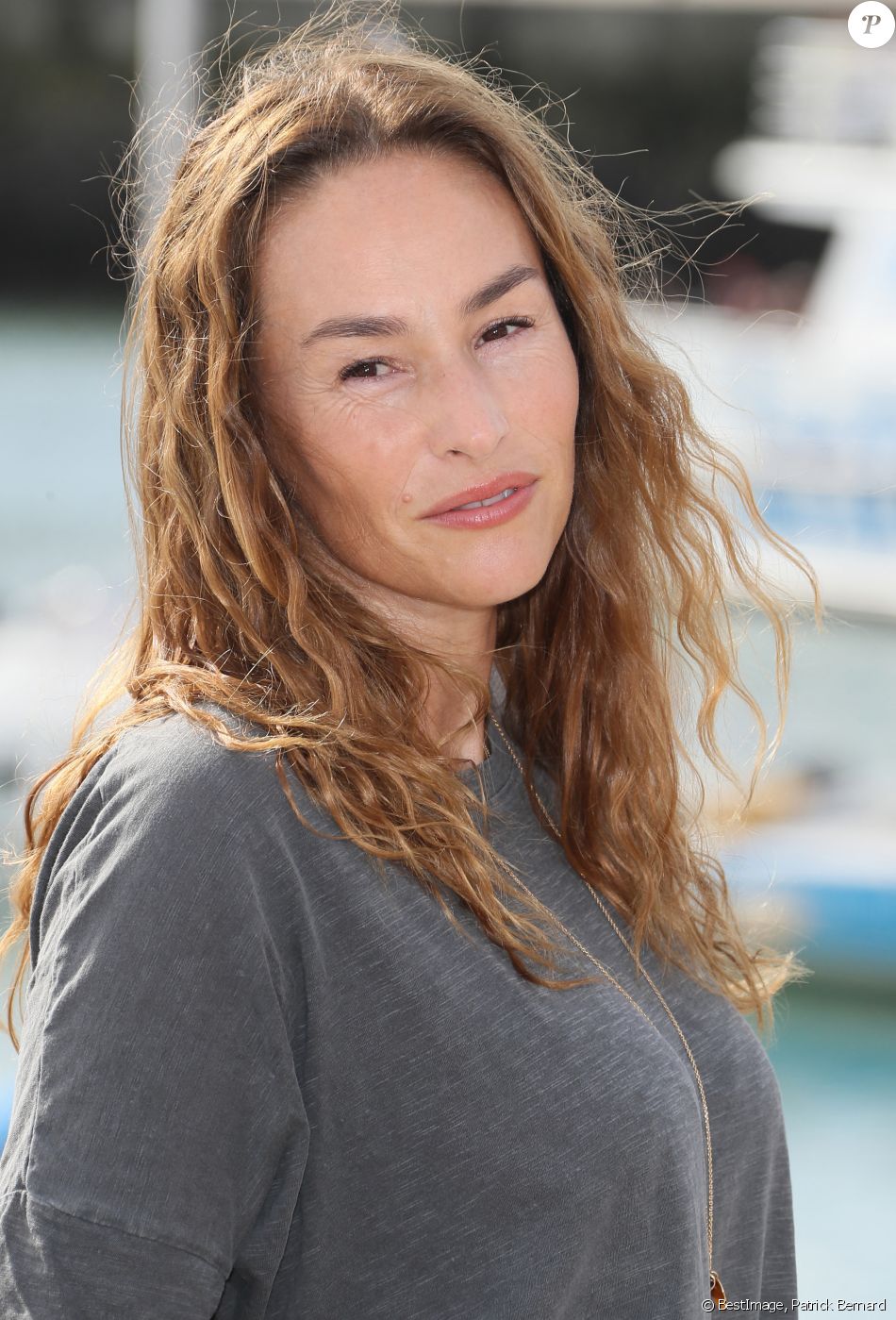 Vanessa Demouy - Photocall de la série "Demain nous appartient" lors de la 21ème édition du Festival de la Fiction TV de la Rochelle. @Patrick Bernard / Bestimage