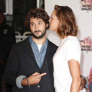 Laure Manaudou et son compagnon Jérémy Frérot à la 17ème cérémonie des NRJ Music Awards 2015 au Palais des Festivals à Cannes, le 7 novembre 2015.
