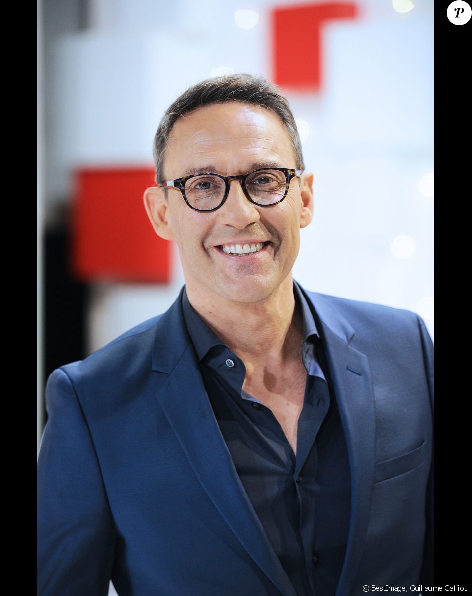 Exclusif - Julien Courbet - Enregistrement de l'émission "Vivement Dimanche prochain" présentée par M.Drucker et diffusée le 19 janvier 2020 sur France 2. Le 8 janvier 2020 © Guillaume Gaffiot / Bestimage
