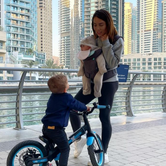 Julien Tanti révèle avoir déménagé à Dubaï avec Manon et leurs deux enfants, Tiago et Angelina, après avoir été cambriolé et braqué plusieurs fois à Marseille - Instagram