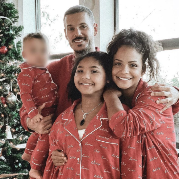 Le premier Noël de M. Pokora papa avec Isaiah, Violet et Christina Milian.
