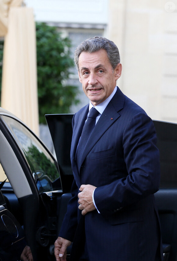Nicolas Sarkozy - Le président de la République française a reçu les membres de la délégation française de Paris2024 ainsi que ses deux prédécesseurs au palais de l'Elysée à Paris, France, le 16 septembre 2017. © Dominique Jacovides/Bestimage