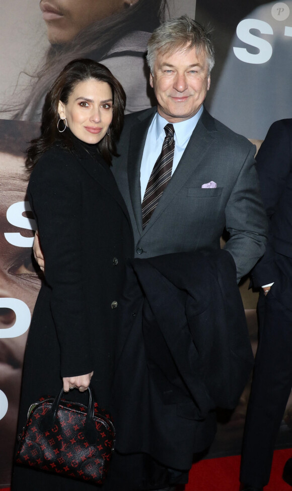 Hilaria Baldwin et son mari Alec Baldwin - Photocall de la première de West Side Story à Broadway, New York, le 20 février 2020.