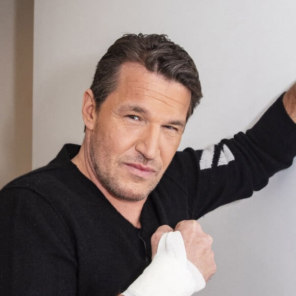 Benjamin Castaldi (la main bandée suite à une brulure grave) - Backstage de l'enregistrement de l'émission "A prendre ou à laisser" (APOAL), et de "Touche Pas à Mon Poste" (TPMP), présentée par C.Hanouna. © Jack Tribeca / Bestimage