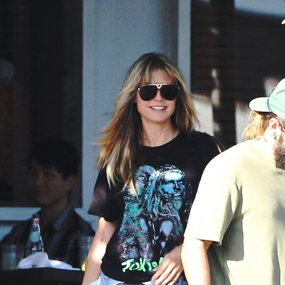Exclusif - Heidi Klum est allée déjeuner au restaurant avec son mari Tom Kaulitz et sa fille Leni (Helene) à West Hollywood, Los Angeles, le 13 octobre 2019.