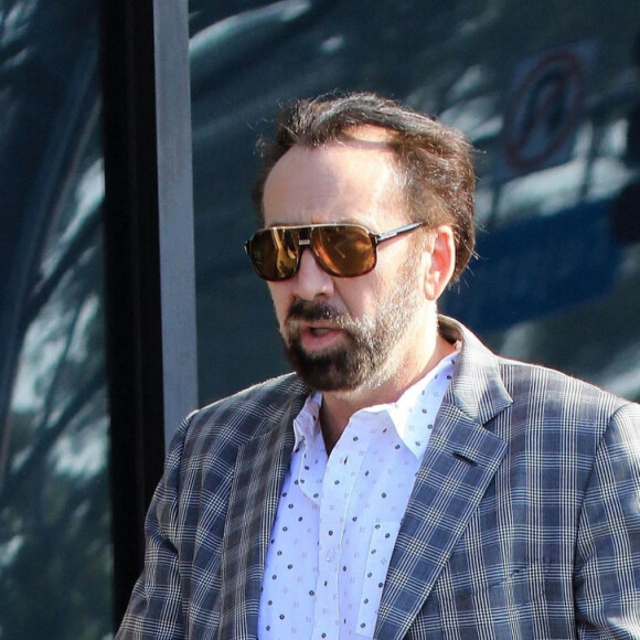 Exclusif  - Nicolas Cage retrouve son ex femme Alice Kim pour une virée shopping avec leur fils Kal-El Coppola Cage à Los Angeles. Le 5 juin 2019