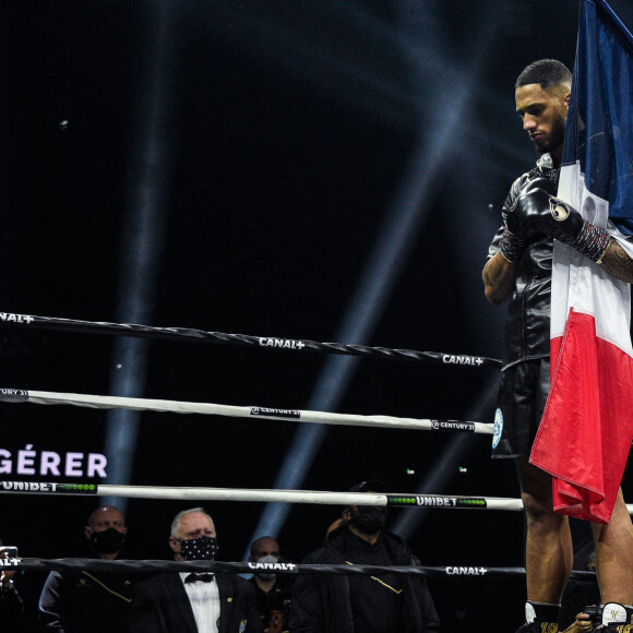 Tony Yoka a battu le Belge Joël Tambwe Djeko par abandon pendant le douzième round pour le titre vacant de l'Union Européenne des lourds à la H Arena de Nantes, France, le 5 mars 2021. © Federico Pestellini/Panoramic/Bestimage 