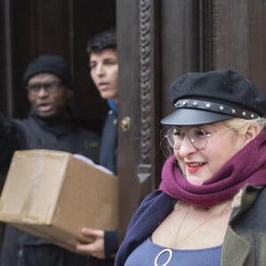 Marilou Berry transmet l'appel anti-fourrure de près de 60 000 soutiens de la PETA. Paris, le 29 novembre 2019. © Benjamin Gipouloux / Panoramic / Bestimage