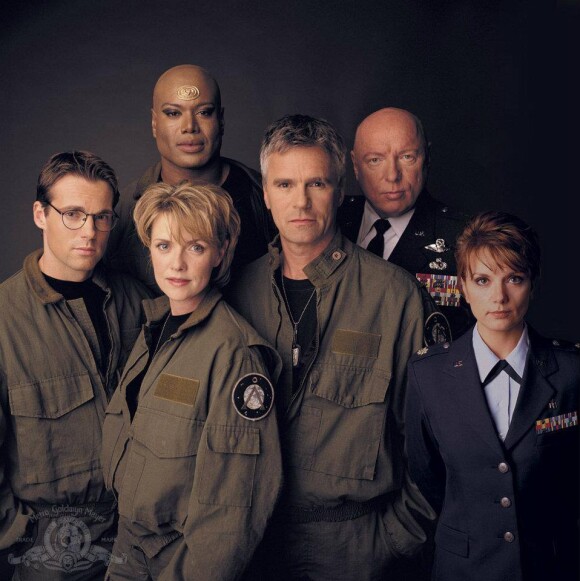 Les amoureux de Stargate SG-1 sont en deuil. Cliff Simon, ancien acteur de la série, est mort.