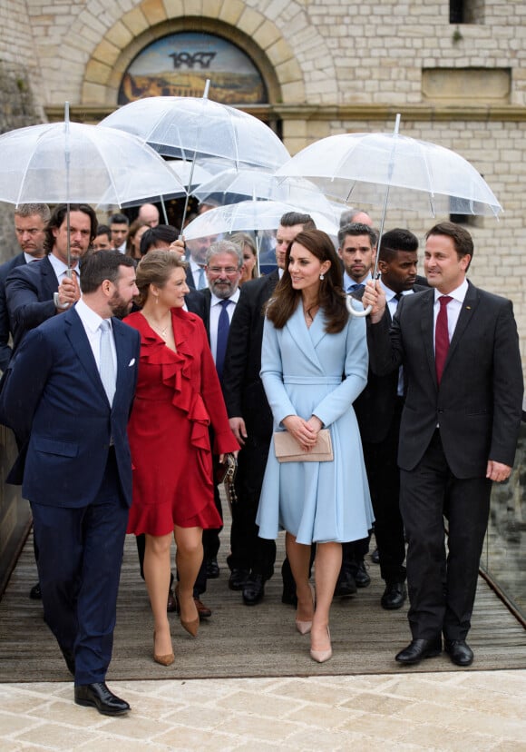 Catherine (Kate) Middleton, duchesse de Cambridge et la comtesse Stéphanie de Lannoy, grande-duchesse héritière de Luxembourg, le prince Guillaume, grand-duc héritier de Luxembourg et Xavier Bettel, premier ministre du Grand-Duché de Luxembourg - Catherine Kate Middleton, la duchesse de Cambridge en visite au Luxembourg, le 11 mai 2017.