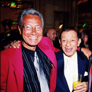 Archives - Jean-Marie Périer et Henri Salvador dans les loges de l'Olympia