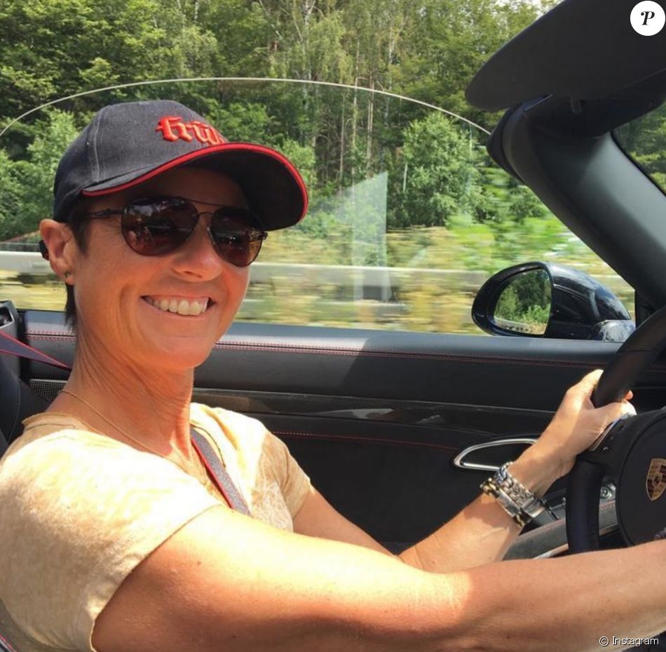 Sabine Shmitz, célèbre pilote allemande, est décédée à l'âge de 51 ans des suites d'un cancer - Instagram